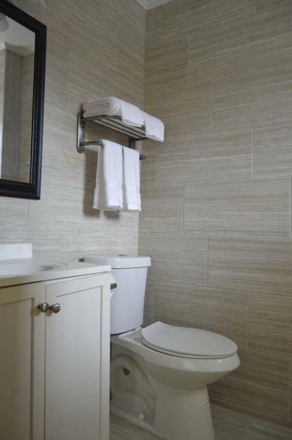 Regency Inn Toccoa 外观 照片