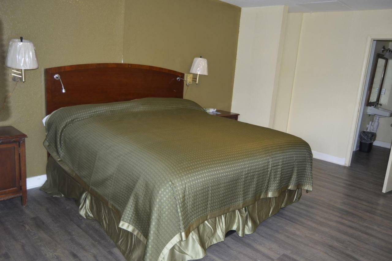 Regency Inn Toccoa 外观 照片